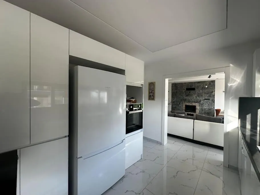 Private Pool Villa For Daily Rent In Kuşadası